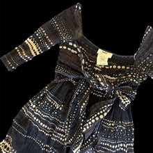 Load image into Gallery viewer, fuzzi dot dress
