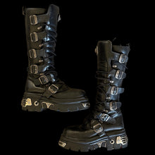 Load image into Gallery viewer, new rock boots
