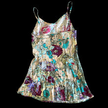 Load image into Gallery viewer, floral silk slip
