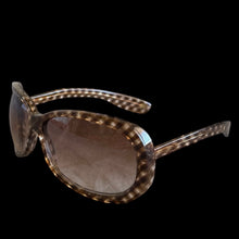 Load image into Gallery viewer, bottega veneta plaid sunglasses
