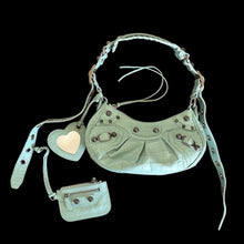 Load image into Gallery viewer, balenciaga le cagole bag
