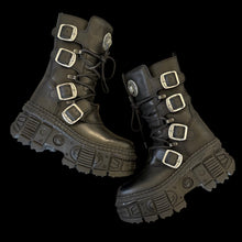 Load image into Gallery viewer, new rock boots

