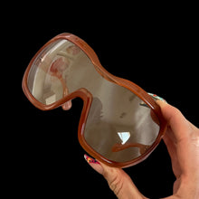 Load image into Gallery viewer, illusion orange sunglasses
