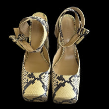 Load image into Gallery viewer, bottega veneta snake heels
